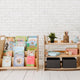 Ein Set aus zwei Montessori-Regalen von Goodevas: für Bücher und Spielzeug
