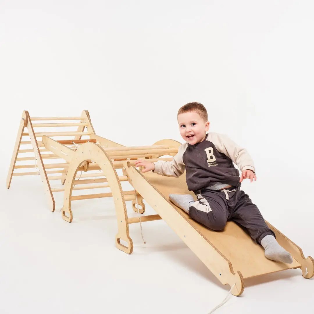 7in1 Montessori Klettergerüst Set: Kletterdreieck, Kletterbogen mit Kissen, Rutsche, Kletternetz, Maltafel und Kinderstuhl, für Kinder 1 - 7 Jahre – Beige - Goodevas Deutschland