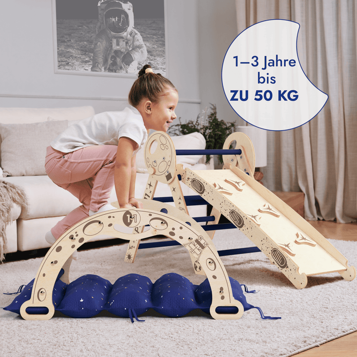 Apollo 4in1 Kletterset: Pikler - Dreieck, Kletterbogen, Rutschbrett und Kissen für kleine Kleinkind - Astronauten - Goodevas Deutschland
