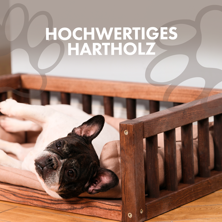 Hundebett aus Holz mit Kissen