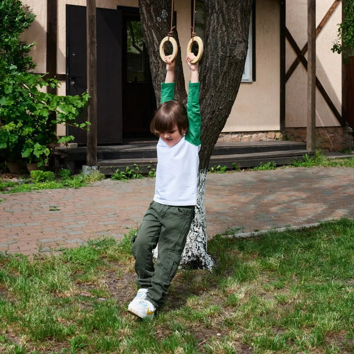 Turnringe aus Holz für Kinder